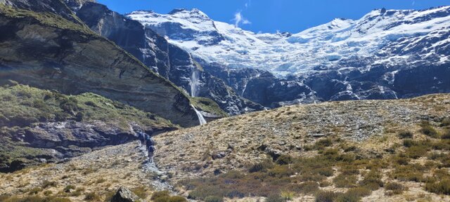 Top of The Lake Guiding - Hikes and Scenic Adventures